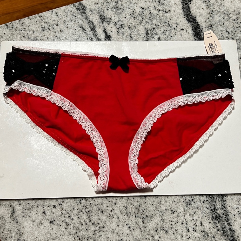 NWT Victoria’s Secret Holiday Red Black Sequin Bows Hiphugger Panties Medium M